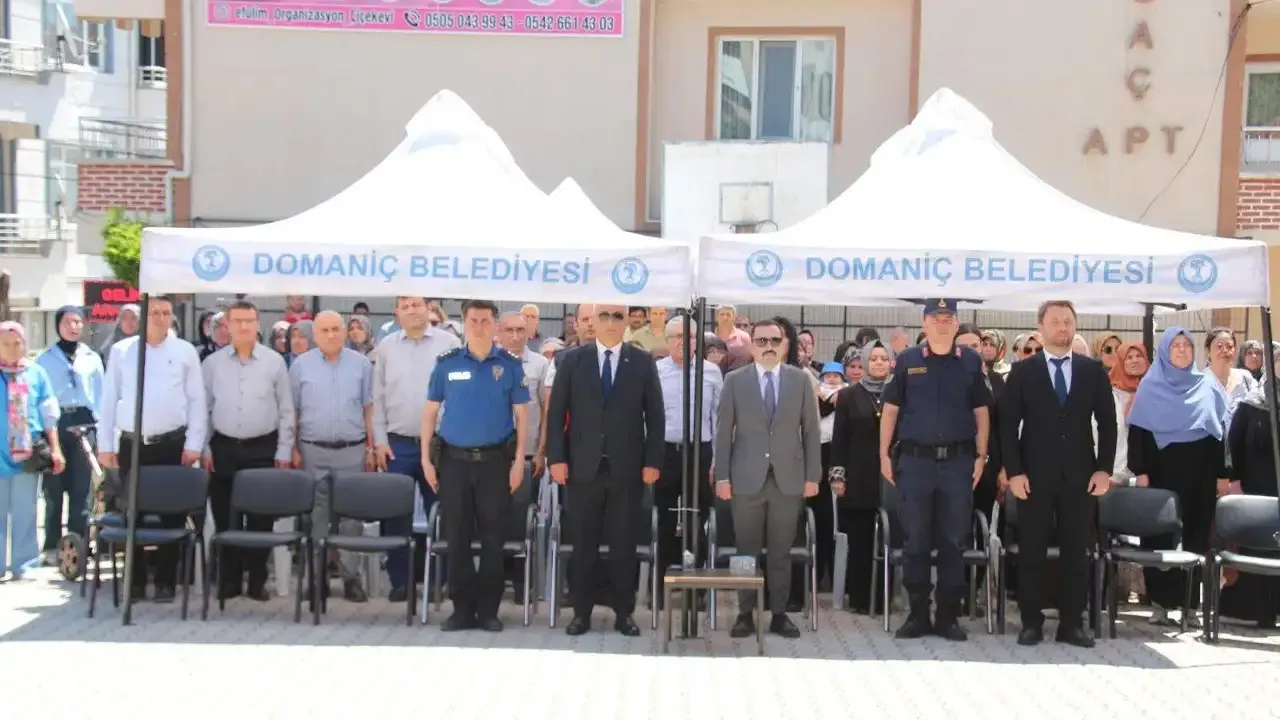 Domaniç’te hayat boyu öğrenme sergisi açıldı