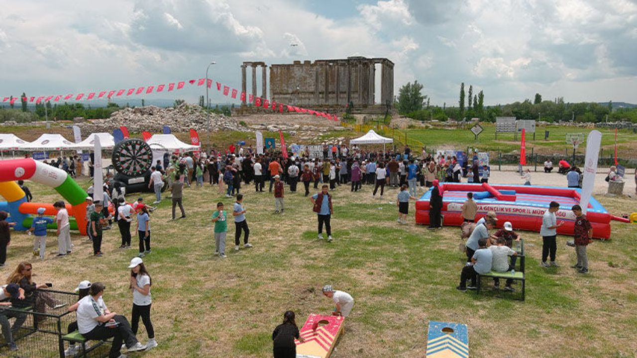 Kütahya’da Aizanoi Antik Kenti’nde spor festivali 