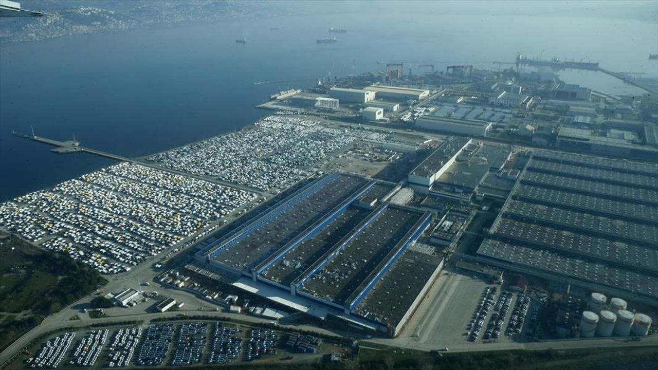 Bursalı sanayicilerden Türkiye'nin ihracatına milyar dolarlık katkı