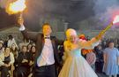 Kütahya’da fanatik damat ve gelin şampiyonluğu düğün meydanında kutladı