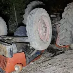 Kütahya'da devrilen traktörün sürücüsü yaralandı