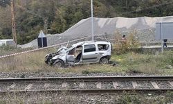 Zonguldak'ta hemzemin geçitte kaza: 1 ölü, 1 yaralı