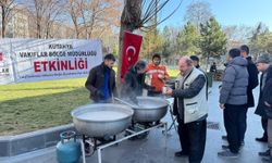 Afyonkarahisar’da Regaip Kandili dolayısıyla salep ikramı