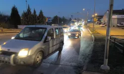 Kütahya’da tıkanan trafiğe, polis ekipleri müdahale etti