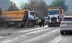 Muğla'da hafriyat kamyonlarının çarpıştığı kazada 1 ağır yaralı