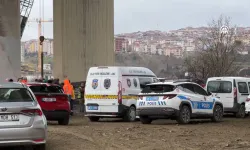 Üzerine iş makinesinin kovası düşen işçi hayatını kaybetti