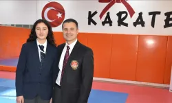 Baba ve kız, karate hakemliğinde birlikte ilerliyor