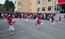 Kütahya’da öğrencilerin 23 Nisan coşkusu