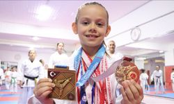 Minik Karateci Ayza Akgün'ün Gözü Balkan Zirvesinde