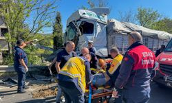 İzmir kara yolunda zincirleme kaza: 1 yaralı
