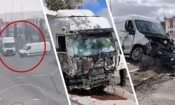 Kütahya’da tırın kamyonete çarptığı kaza anları yayınlandı