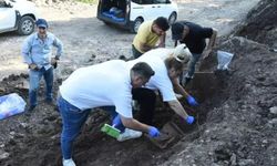 Yol çalışması sırasında Roma-Bizans mezarları bulundu