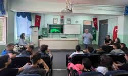 Kütahya Yeşilay şubesinden öğrencilere teknoloji bağımlılığı semineri