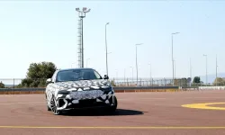 Cumhurbaşkanı, Togg’un yeni modeli ile test sürüşü yaptı