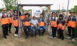 Kütahya AFAD gönüllüleri lavanta bahçesini gezdi