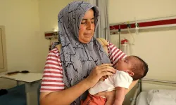 Önce bebeğini, sonra sağlığını kazandı