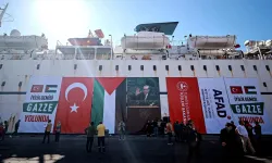 Gazze’ye yardımları taşıyan 17. İyilik Gemisi yola çıktı