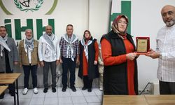 Kütahya’da ilçe halkı Gazze için el ele verdi