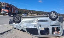 Kütahya Altıntaş’ta ticari araç devrildi, 3 yaralı