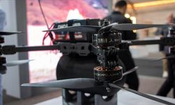 Milli FPH kamikaze dronlar Bamako’daki fuarda ilk kez sergilendi