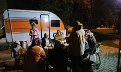 Sındırgı’da deprem sonrası vatandaşlar karavanları seçti