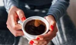 Yaşlılarda fazla kahve ağrıyı artırıyor