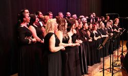 Burdur TSM Korosu ve Gül Öz Kütahya’da sanatseverleri mest etti