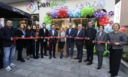 CarrefourSA, evcil hayvanlar için PATiFOUR açtı