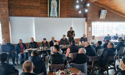 Tavşanlı Belediye Başkanı Derin, pazarcı esnafıyla kahvaltıda buluştu