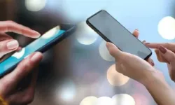 Liselerde de cep telefonunu yasaklamaya hazırlanıyor