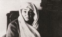 Zübeyde Hanım vefatının 103. yılında anılıyor