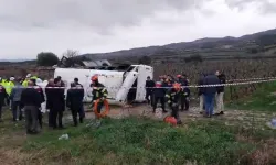 Denizli’de midibüs devrildi: 1 ölü, 24 yaralı