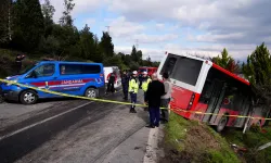 İzmir’de otobüsü ile panelvan çarpıştı: 1 ölü, 8 yaralı