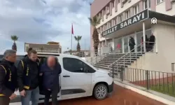 Kendisini ‘emniyet müdürü’ olarak tanıtıp iş insanlarını dolandırdı