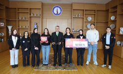 Kütahya DPÜ rektörü, TEKNOFEST’te ödül alan takımı ağırladı