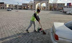 Kütahya’da Çiniciler Çarşısı çevresinde temizlik çalışması yapıldı