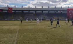 Kütahyaspor-Afyonspor maçında ilk yarı tamamlandı