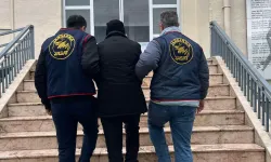 Kütahya'da cezaevine dönmeyen firari hükümlüyü jandarma yakaladı