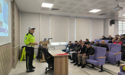 Kütahya’da okul servis şoförleri ve rehberler bilgilendirildi