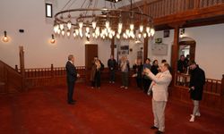 Uluslararası basın Duraklı Camii’nde buluştu