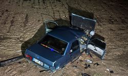 Uşak’ta iki otomobil çarpıştı: 5 yaralı