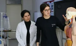 Eskişehir’de meslek lisesi sağlık personeli yetiştiriyor