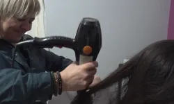 Kuaförlükten tuvale: 52 yaşında hayalini gerçekleştirdi