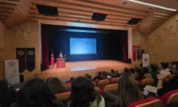 Kütahyalı gazetecilere dijital habercilik anlatıldı