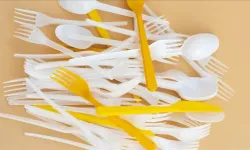 Plastik çatal, tabak ve pipetlerin piyasaya arzı yasaklanıyor