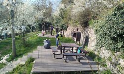 Ağaçköy Regülatör piknik alanında bahar temizliği