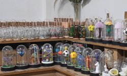 Düzce'de emekli çift atık malzemeleri süs eşyasına dönüştürdü