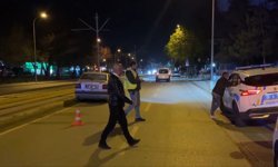 Eskişehir’de alkollü ve ehliyetsiz sürücüye 228 bin lira ceza