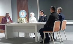 Kütahya Altıntaş Başkanı Tunç’tan Emine ve Burhan çiftine nikah