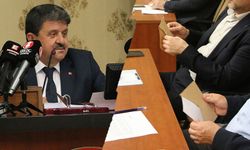 Kütahya İl Genel Meclisi’nde Başkan Özcura güven tazeledi